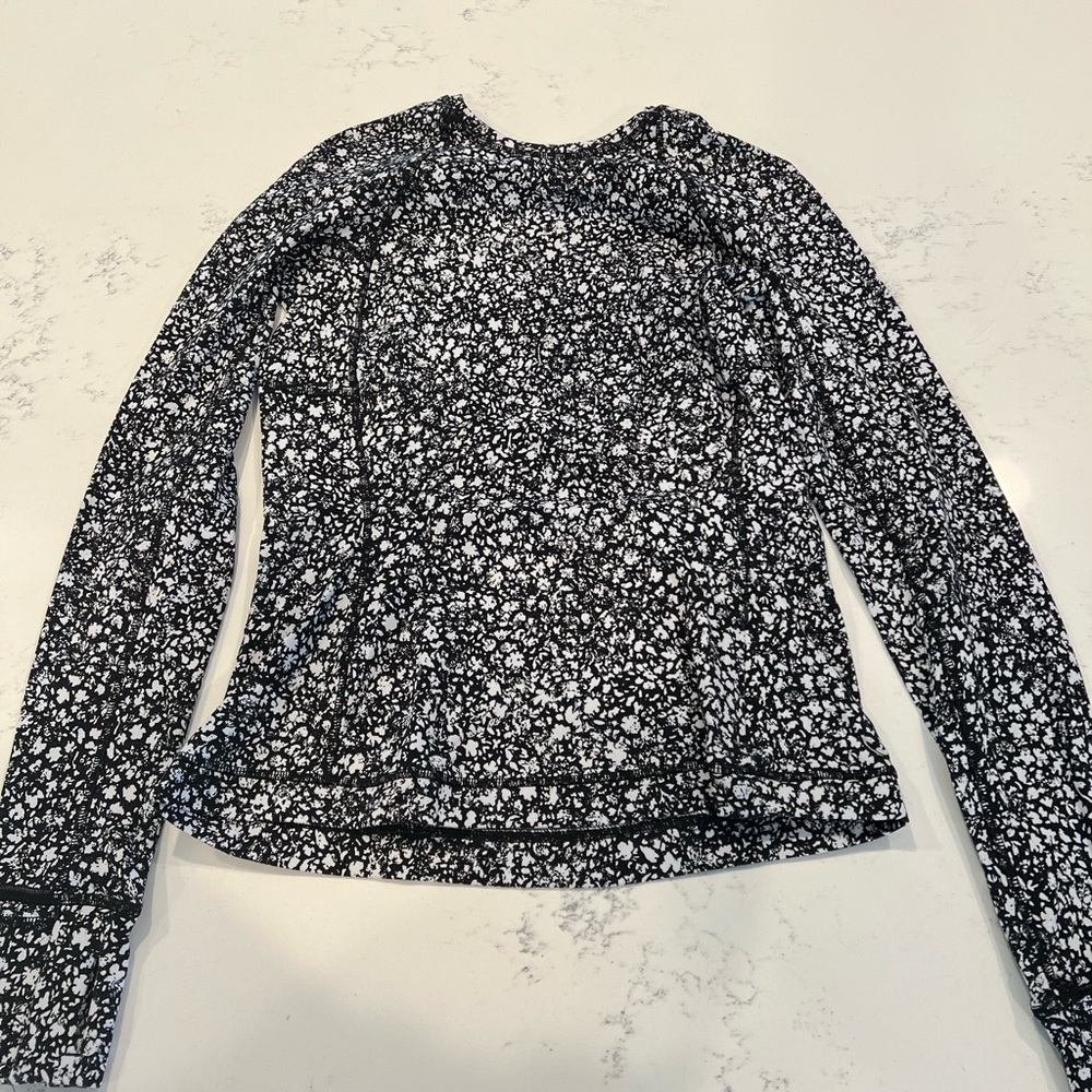 Lululemon long sleeve!! Black and white floral print. Size 4
